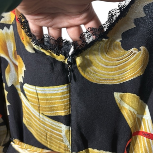 Dolce & Gabbana Pasta Designer Dress🍝, Size Large - Picture 12 of 17